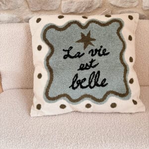 e15ebde5 b77c 4c4b a4a2 e63a5cbb1c94